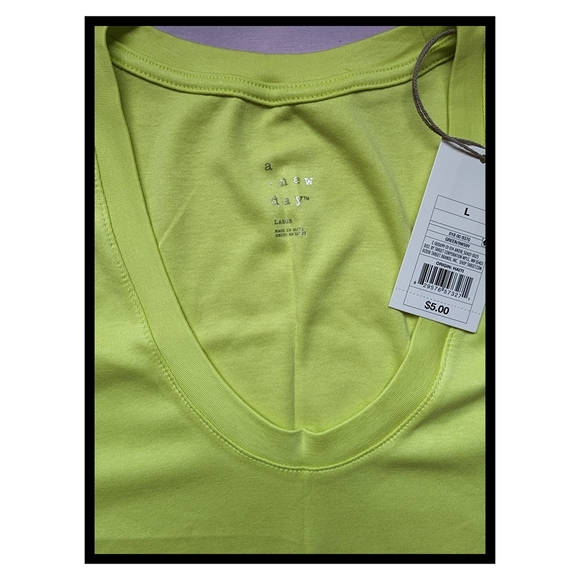 2 Tanks- a new day- Sz L- NWT - Picture 3 of 5